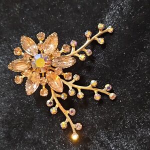 Vintage Brooch Pin Mauve Stones